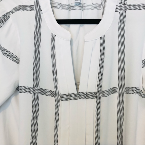 41 Hawthorn White and Black Juanis Pleat Detail Gathered Hem Blouse Size M - Picture 5 of 10